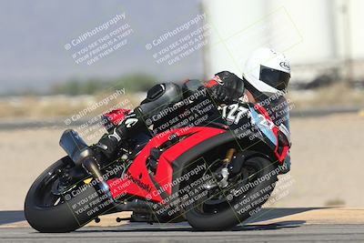 media/Oct-13-2025-Moto Forza (Mon) [[a66d839500]]/2-A Group/Session 3 (Turn 16)/